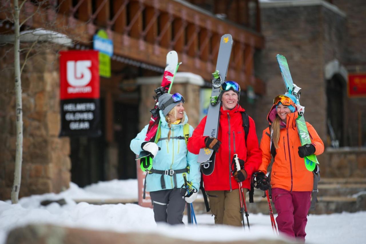 Big Sky Resort Village Center Екстер'єр фото