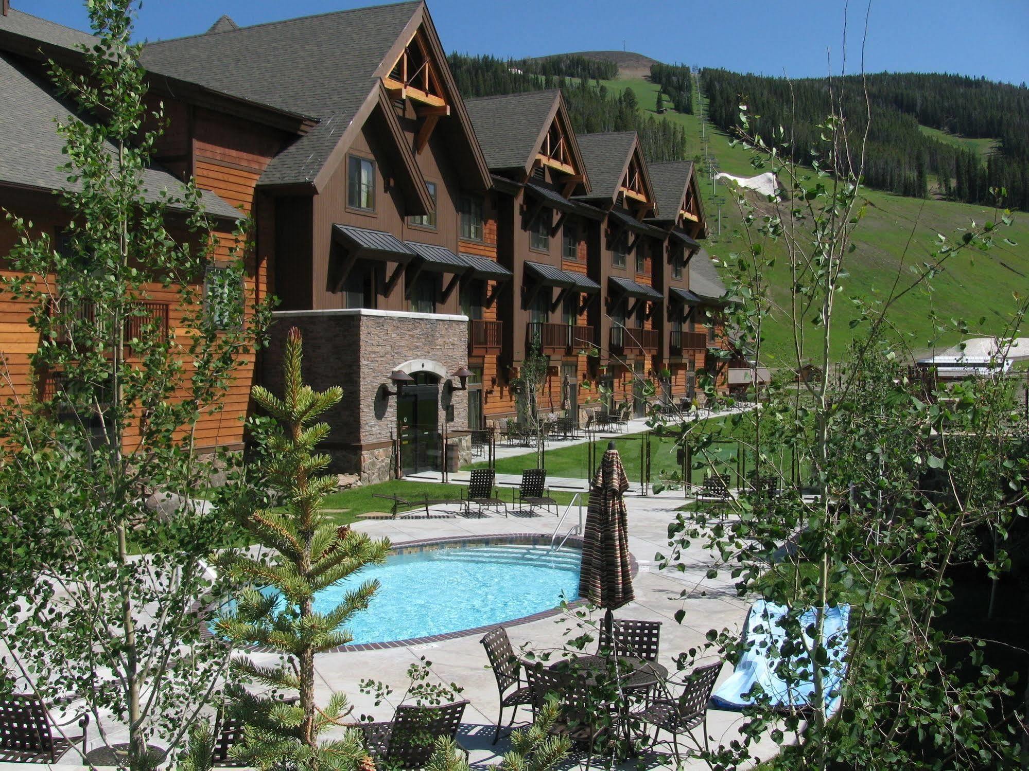 Big Sky Resort Village Center Екстер'єр фото